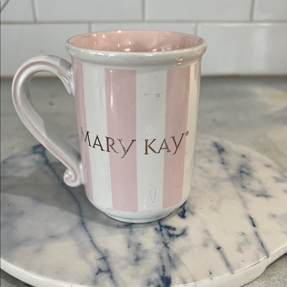 Mary Kay Elegant Pink and White Mug
